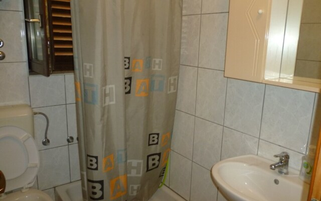 Apartments Bili