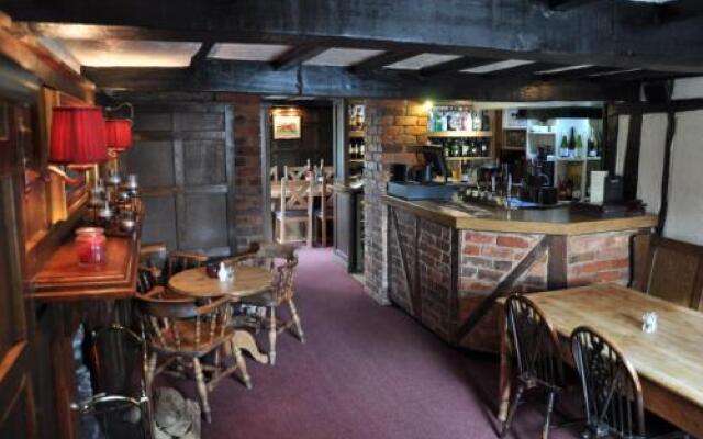 Bottle & Glass Inn