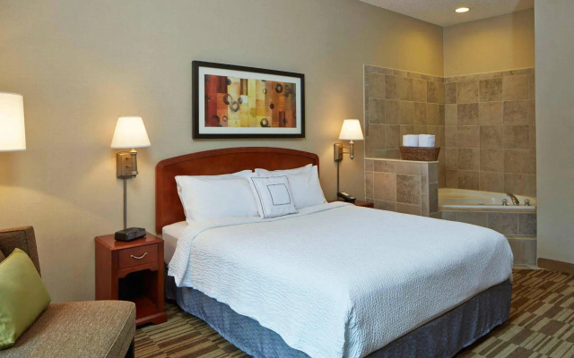 Courtyard Minneapolis St. Paul/Roseville by Marriott