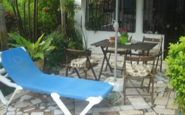Studio Apartment Near the Beach
