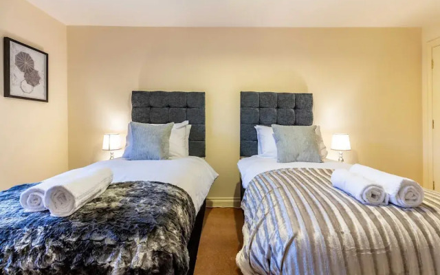 Host Stay Hillbrook House Apartment