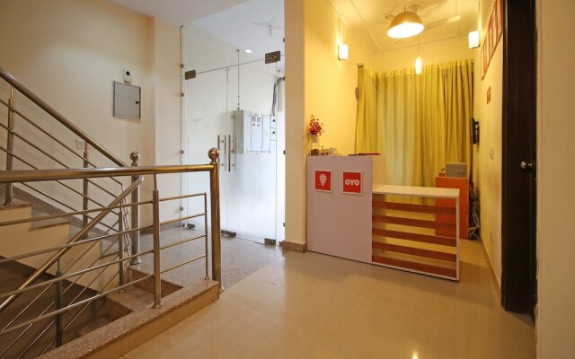 OYO Flagship 493 Cyber City Extension