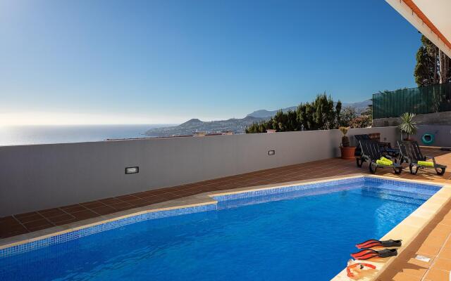Funchal Bay View Villa by Madeira Sun Travel