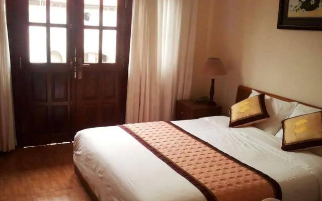 Hotel Dona Villa