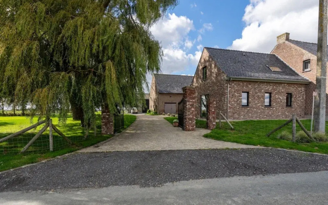 Spacious Holiday Home With Pond in Poperinge