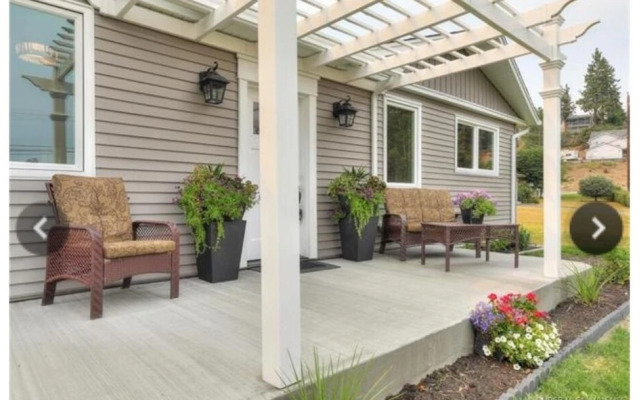 The Chirping Cricket Bed & Breakfast