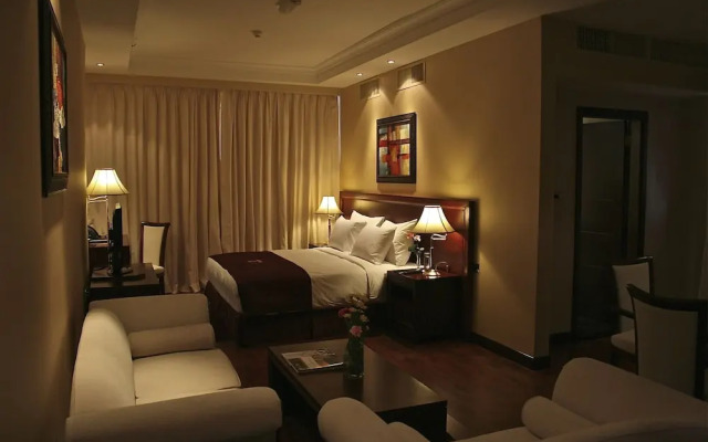 Trianon Royal Hotel