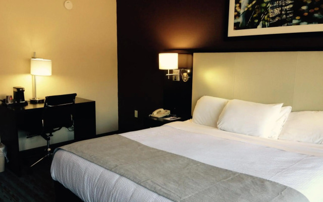 Cherokee Grand Hotel