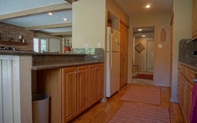 992 Ptarmigan Rd 6 Bedroom Home