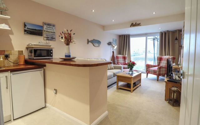 Oakley View Apartment