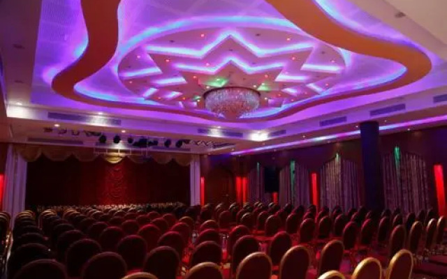 Hotel Hiton
