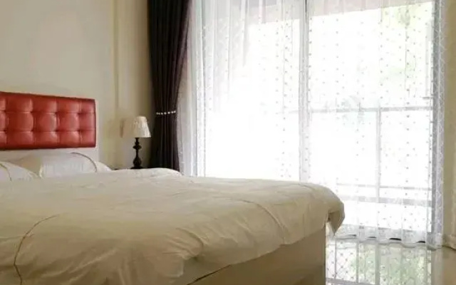 Quanlin Huaqiao Apartment