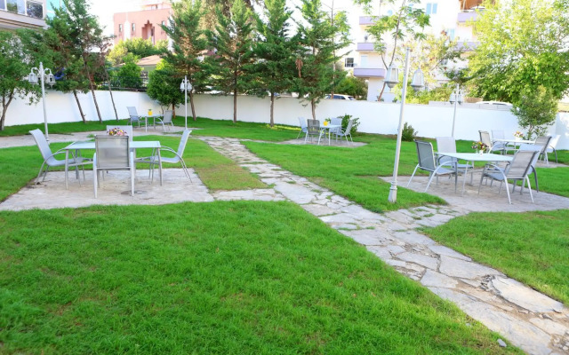Letstay Hotel - Adults Only