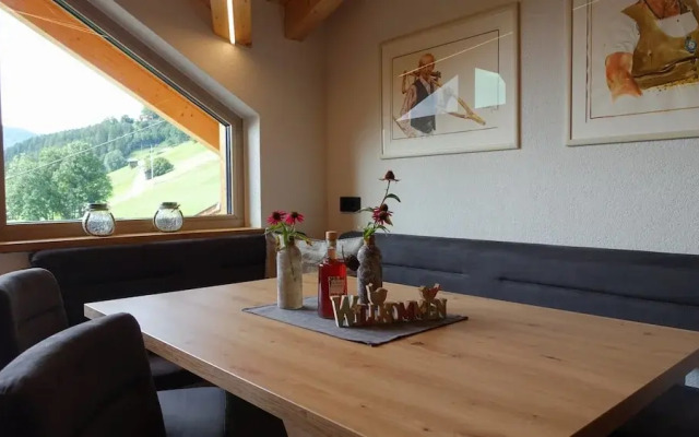 Apartment in Kaunerberg Near Lake