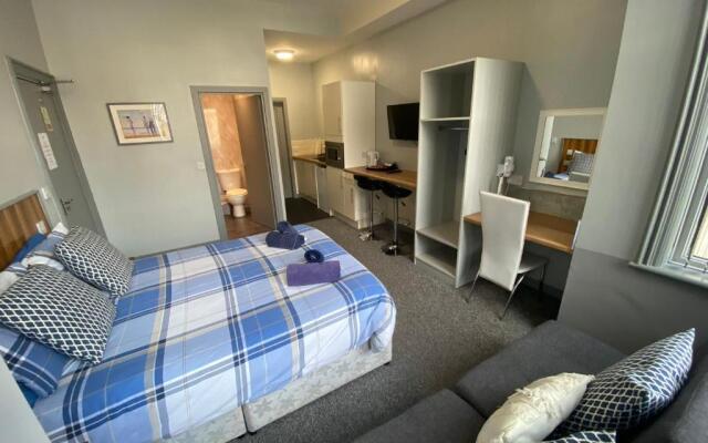 Seaside Suites Superior Apartments