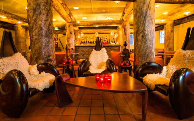Kakslauttanen Arctic Resort