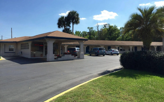 Shangri La Motel
