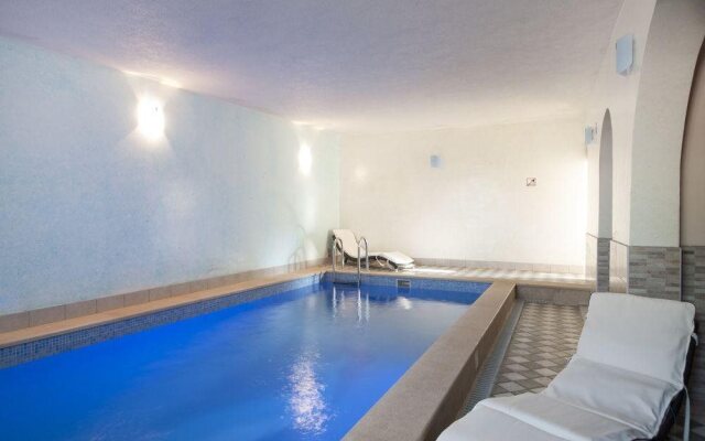 Aparthotel eM Ka