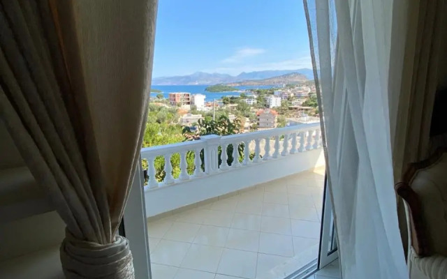 Vila MARE