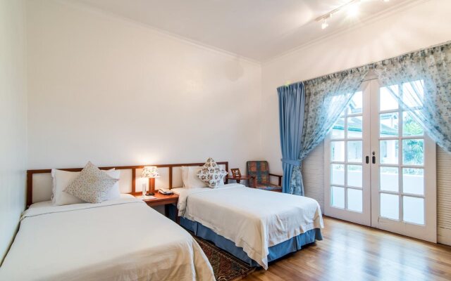 Riders Lodge Resort - The Original