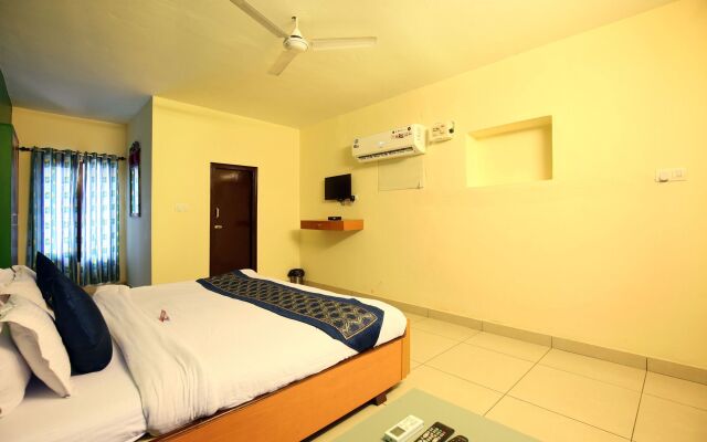 OYO 4256 Hotel Rajmahal