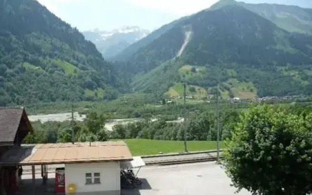 Hotel Staziun
