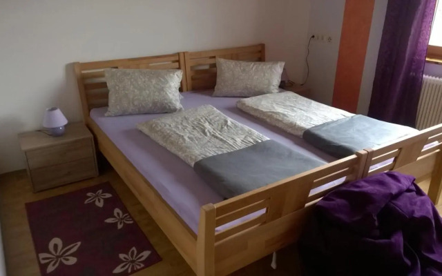 Holiday House Spanner