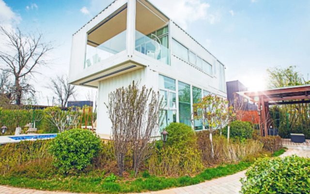 Bailu Zhiyin Hot Spring RV Campground