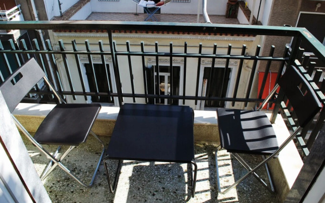 Double Room in Athens Smart Shared Home