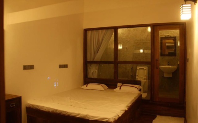 Love Birds Beach Hotel