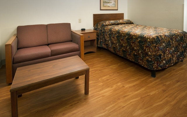 Extended Stay America Select Suites - Wichita - North
