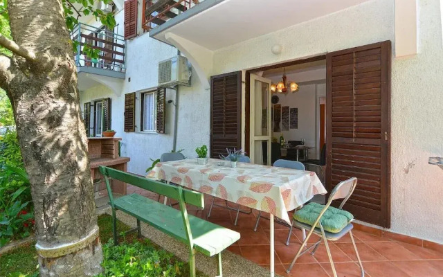 Welcoming Apartment With Garden