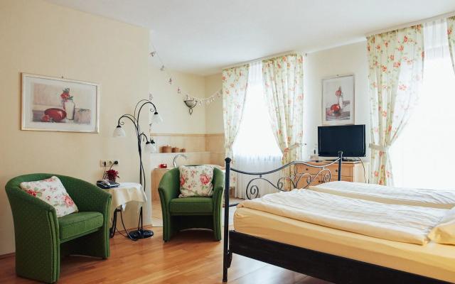 FETZ - Das Loreley Hotel