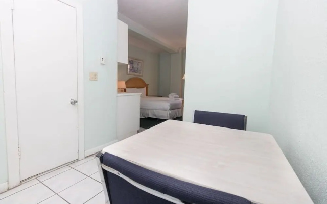 603 Studio Hollywood Beach