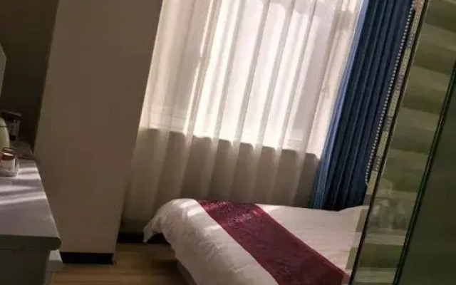 City 118 Hotel (Jinan Changqing Yinzuo Commercial Street)
