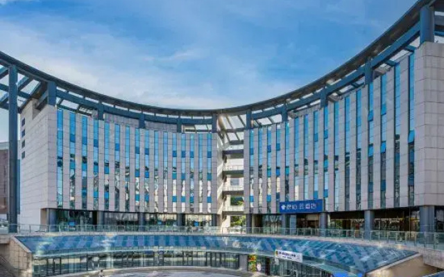 Home Inn Beijing Beiqing Road Yongfeng Metro Station
