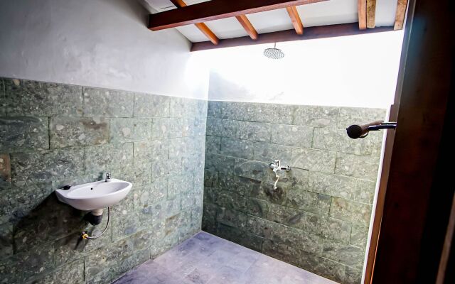 Cening Bagus Bungalows by ZUZU