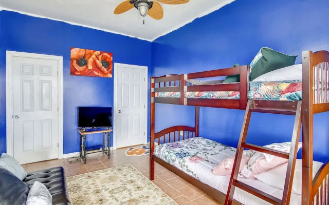 Emily By The Sea by Ryson Vacation Rentals