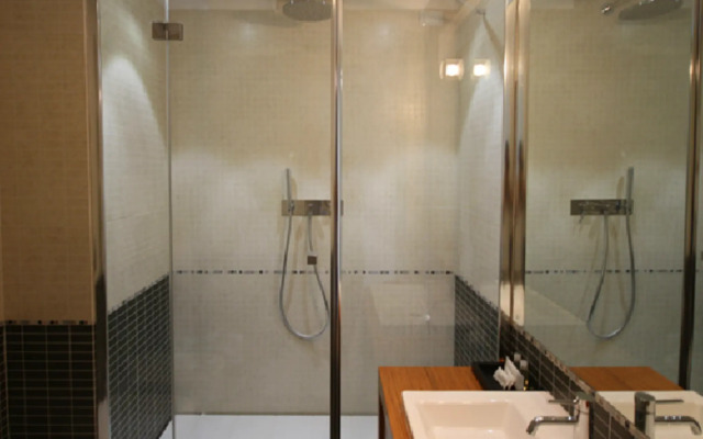 Klick Hotel