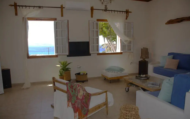 Zephyrus Sunset House