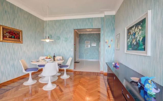 Sofy Apartment- Sea View & Private Parking