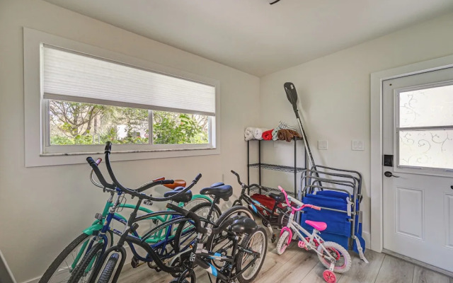 Bonita Springs Riverfront Retreat w/ Lanai