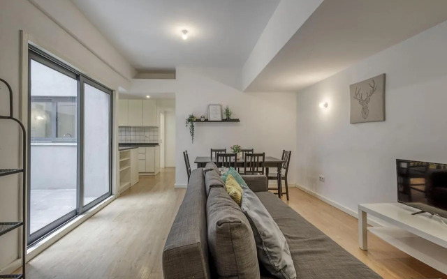 Travel and Live Apartments