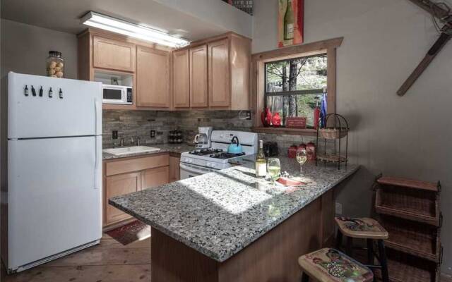 Riverside Dreams - Three Bedroom Cabin