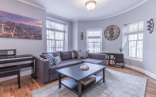 Lovely 2BR in South End by Sonder