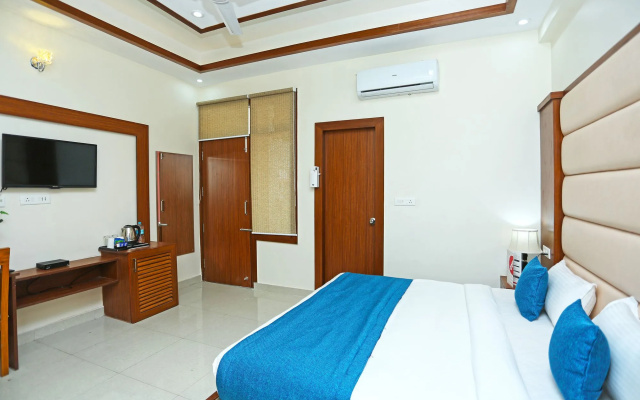 Kamay The Grand Alova