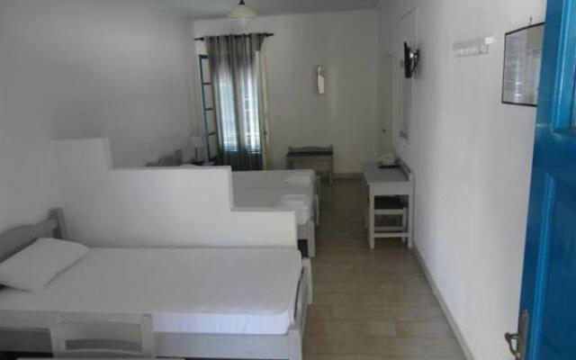 Lianos Hotel & Apartments