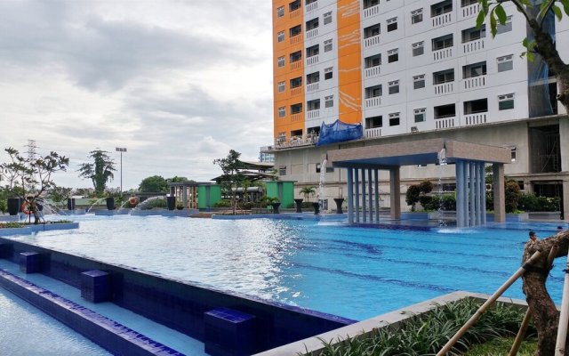 Well Designed 2BR Green Pramuka Apartment