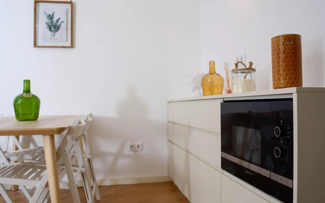 Travel and Live Apartments