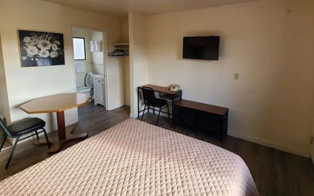 K&E Motor Inn